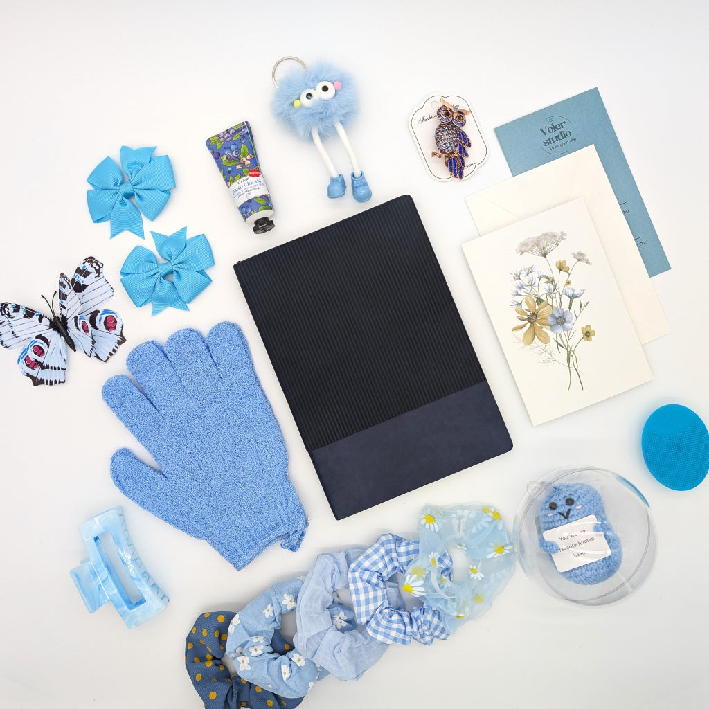 🌊 Ocean Breeze Beauty Kit | Medium Gift Box (18 Items)