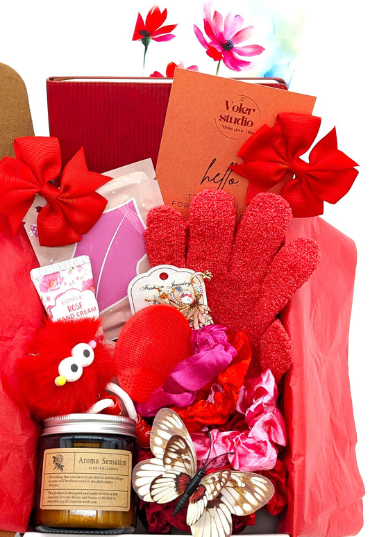 🔴Ruby-Red Retreat Collection 🎀| Medium Gift Box (20 Items)